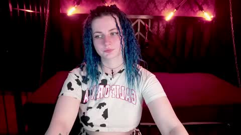 alisagrace online show from May 3, 12:52 pm
