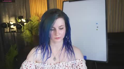 alisagrace online show from May 20, 12:35 pm