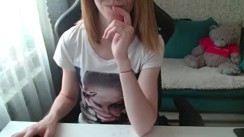 AlisaRogsx online show from May 22, 4:49 pm
