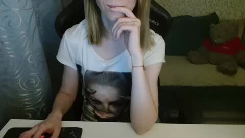 AlisaRogsx online show from May 25, 6:07 pm
