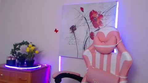 Alisa online show from May 28, 12:25 pm