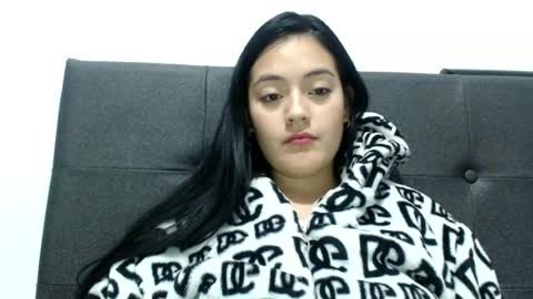 alisha_9997 online show from June 19, 3:00 am