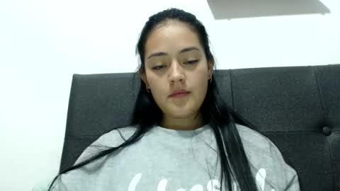 alisha_9997 online show from June 9, 2:00 am