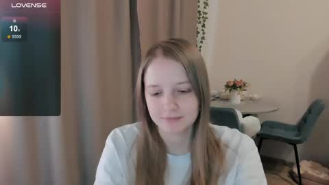 Alya online show from May 6, 3:38 pm