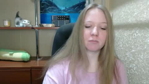 alisha_xi online show from January 7, 1:36 pm