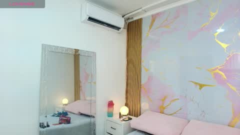 Alisha online show from November 8, 12:10 pm