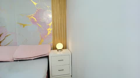 Alisha online show from November 13, 11:53 am