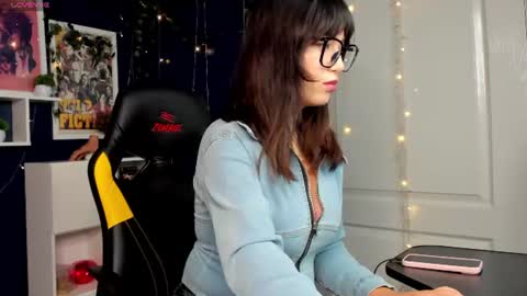 AlishaTempt online show from August 5, 11:38 am