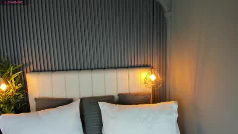 Alison  online show from November 9, 12:56 pm