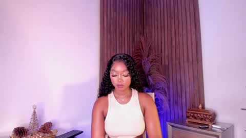 Alison Moon  online show from December 20, 10:27 am