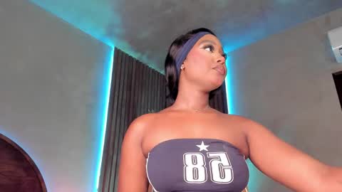 Alison Moon  online show from October 28, 11:31 pm