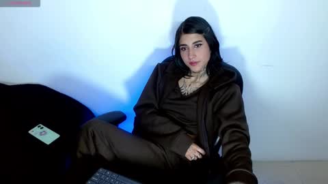 aliss_diiaz online show from October 12, 3:53 am