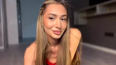 Alissa online show from May 23, 2:59 pm