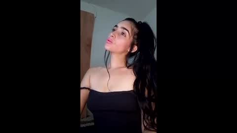 Alisson369  online show from May 19, 1:18 pm