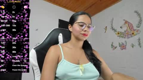Alisson hoffman05 online show from May 16, 11:26 pm