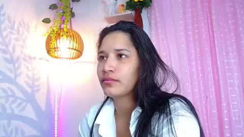 alisson online show from April 19, 6:35 am