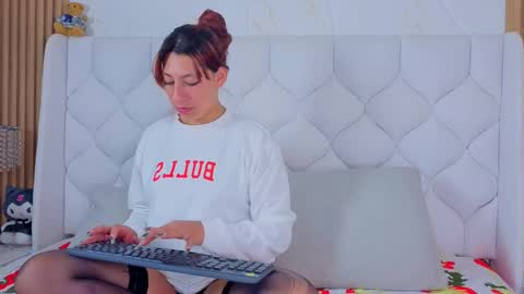 Alisson  online show from March 16, 8:02 pm