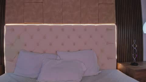 alison online show from November 8, 2:55 pm