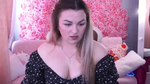 alissyagrayy online show from May 25, 12:37 pm