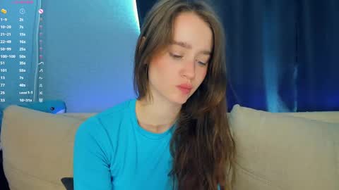 Alivia online show from May 24, 8:35 am