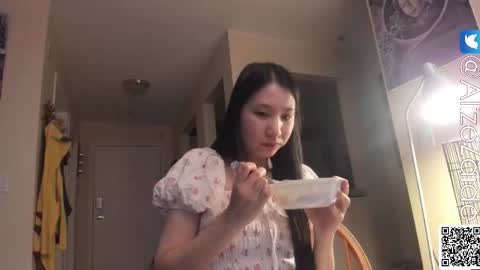 Alize Zaide online show from December 15, 7:41 pm