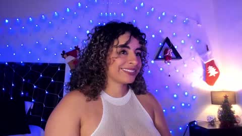 Andrea online show from December 6, 9:23 pm