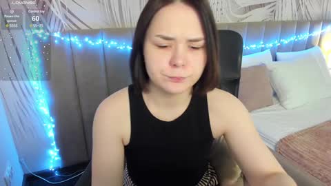 Snapshot of alli_zi chatting on January 17, 5:42 am Blair online show from January 17, 5:42 am