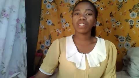 alliciax632770q online show from May 4, 11:36 am