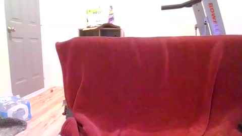 alliebearx online show from February 3, 6:13 am