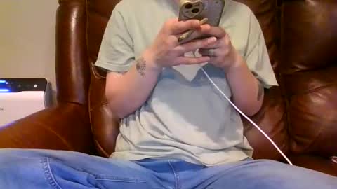 alliebearx online show from March 17, 3:10 am