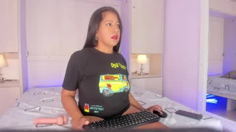 ALISON   online show from May 8, 8:10 pm