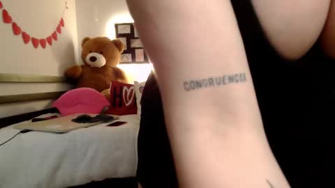 Alli online show from February 15, 8:41 pm