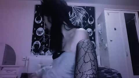 Alis online show from April 7, 7:16 pm