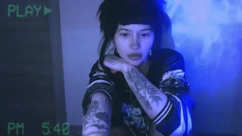 Alis online show from March 17, 9:30 pm