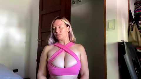 allisonlove2 online show from April 23, 5:15 pm