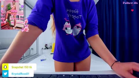 Snapshot of allisonsweetie chatting on January 12, 10:45 am AllisonSweetie online show from January 12, 10:45 am