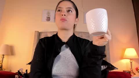 allisson online show from April 29, 12:19 pm