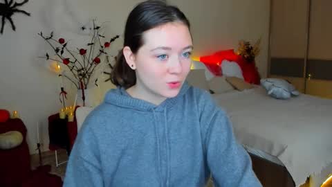 alluringeyess online show from October 25, 4:53 am