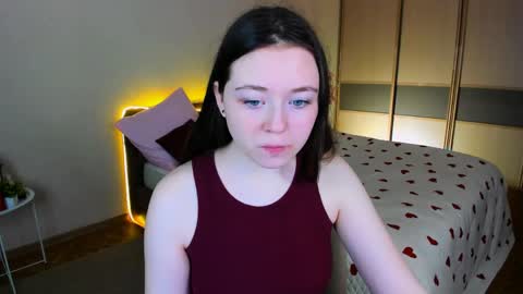 alluringeyess online show from May 1, 12:41 pm