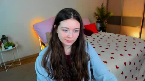 alluringeyess online show from May 22, 4:49 pm