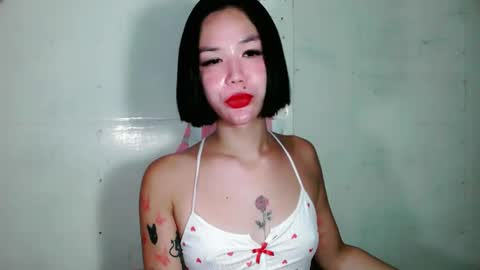 ally_monts online show from January 6, 10:57 pm