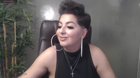         online show from December 22, 9:31 pm
