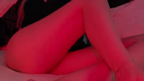 AllyMaxine online show from April 5, 5:01 pm