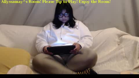 Allyssamay online show from November 28, 4:59 am
