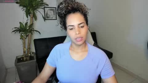 allyssann online show from May 9, 12:45 am