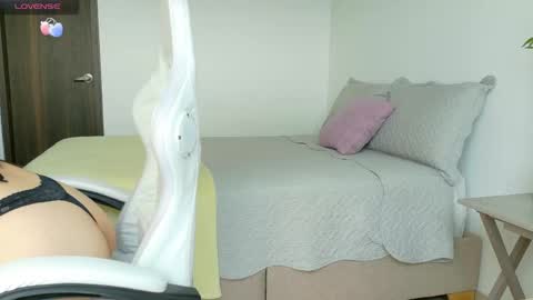 Alma online show from May 16, 2:38 pm