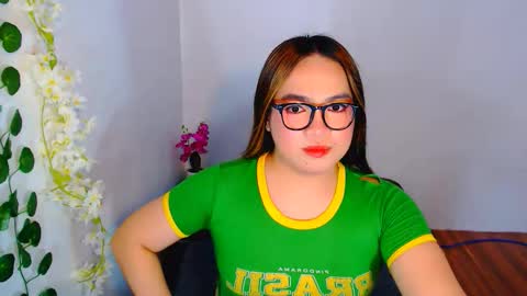 Almira online show from November 22, 3:20 am