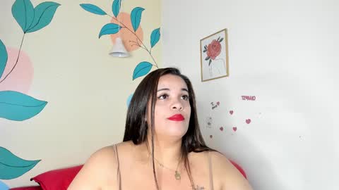 Snapshot of alondra_zaens chatting on February 21, 9:22 pm Alondra online show from February 21, 9:22 pm
