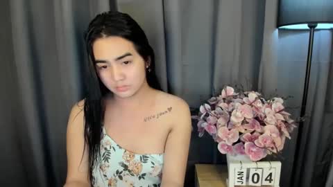 alovelydollnica online show from January 4, 10:49 am