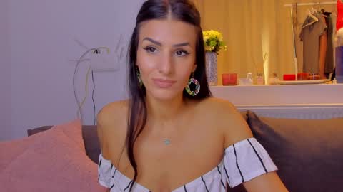 Michelle online show from November 20, 9:21 am